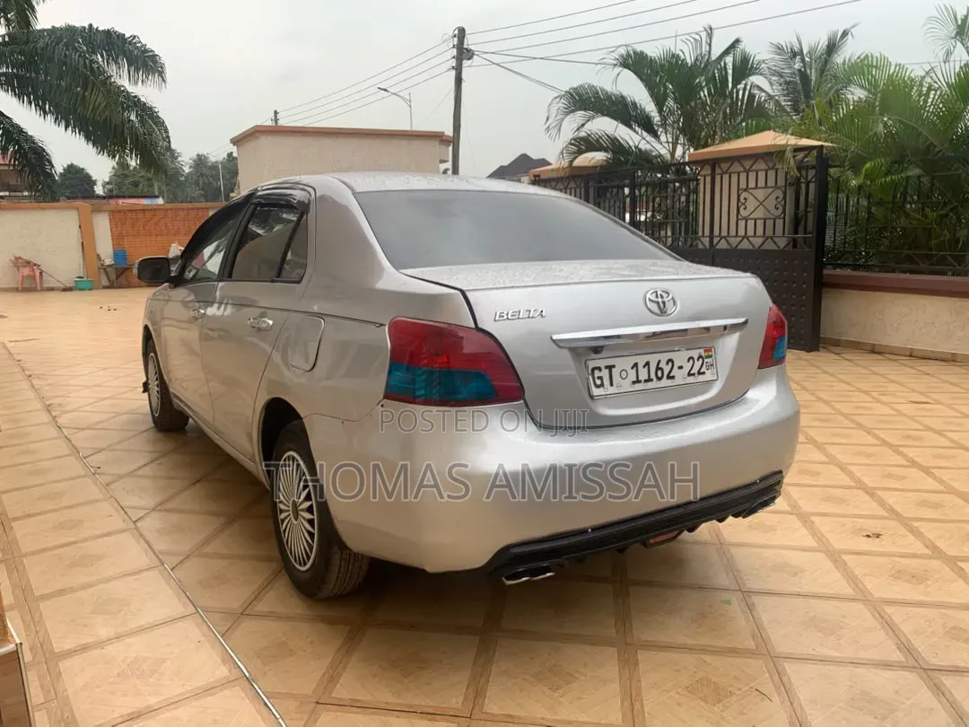 Toyota Belta 2010 Gray