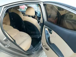 Hyundai Elantra 2013 Silver