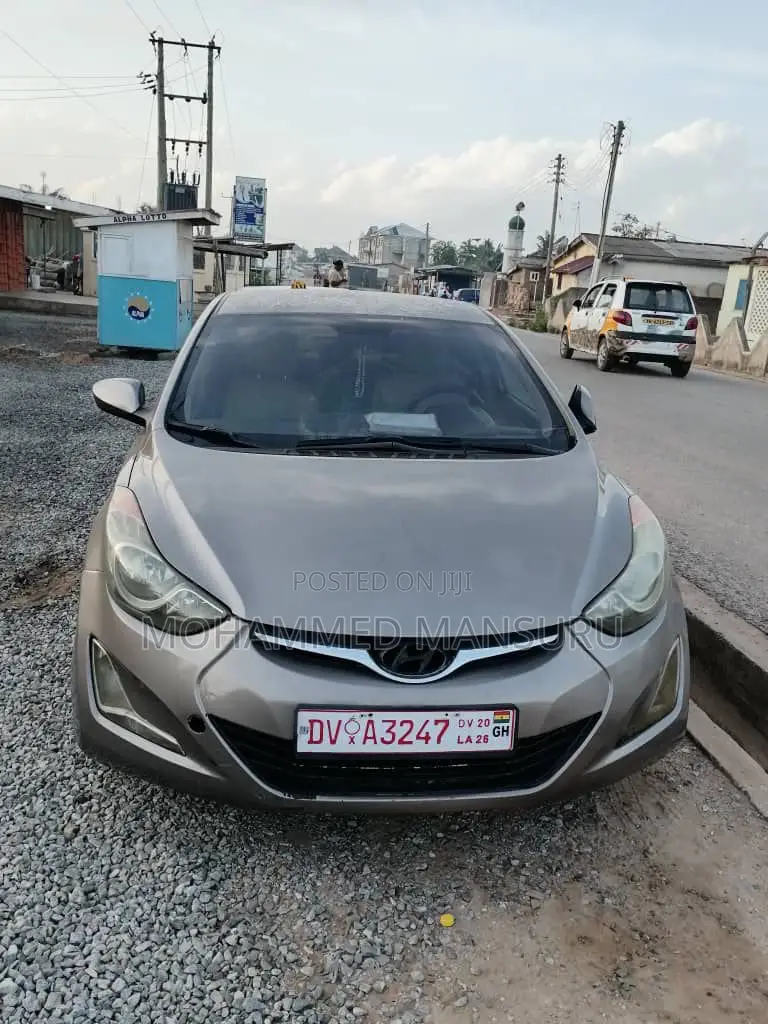 Hyundai Elantra 2013 Silver
