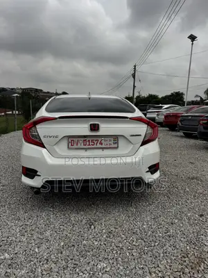 Honda Civic Touring 4dr Sedan (1.5L 4cyl) 2017 White