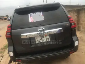 Toyota Land Cruiser Prado 2018 Black