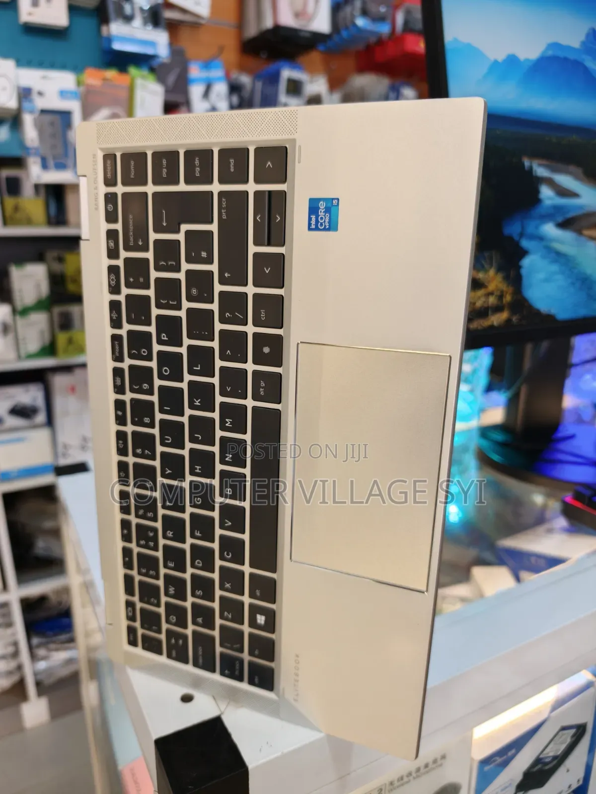 New Laptop HP EliteBook 1040 G8 16GB Intel Core i5 SSD 512GB