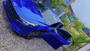 Hyundai Elantra SEL 2022 Purple