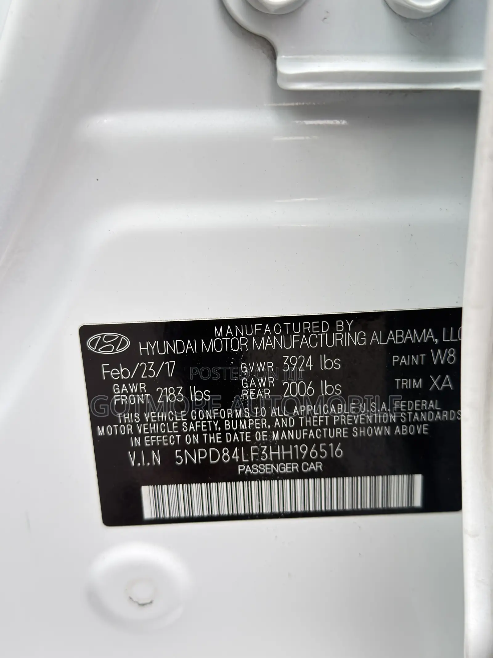 Hyundai Elantra Limited Sedan FWD (2.0L 4cyl 6A) 2017 White