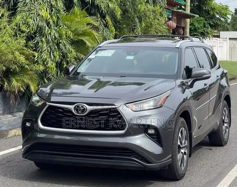Toyota Highlander 2022 Black
