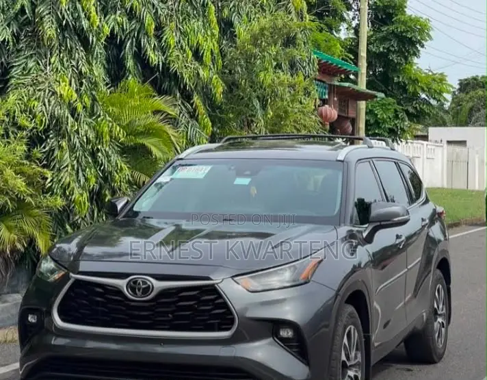 Toyota Highlander 2022 Black