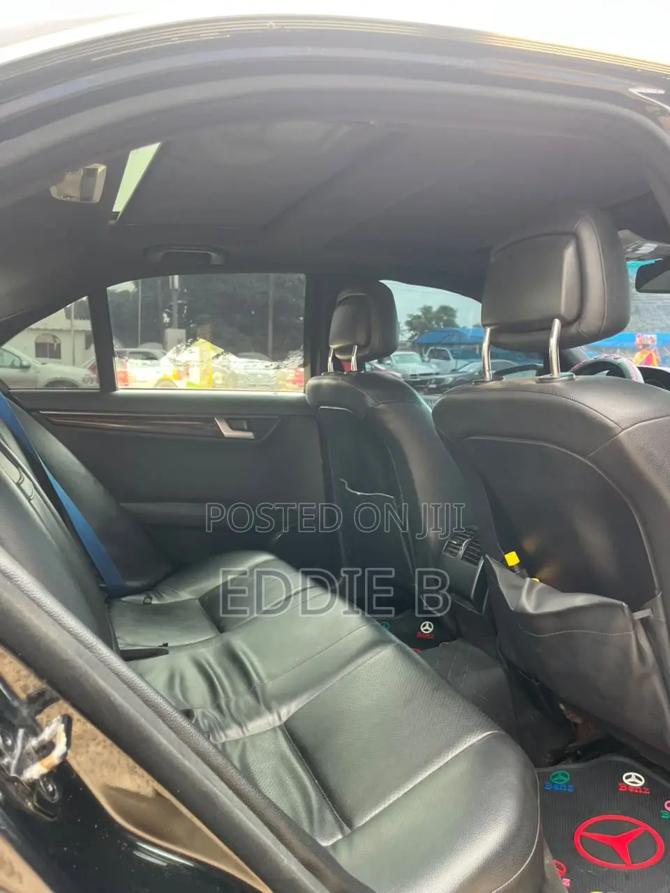 Mercedes-Benz C300 Sport 4Matic Sedan AWD (3.5L 6cyl 7A) 2013 Black