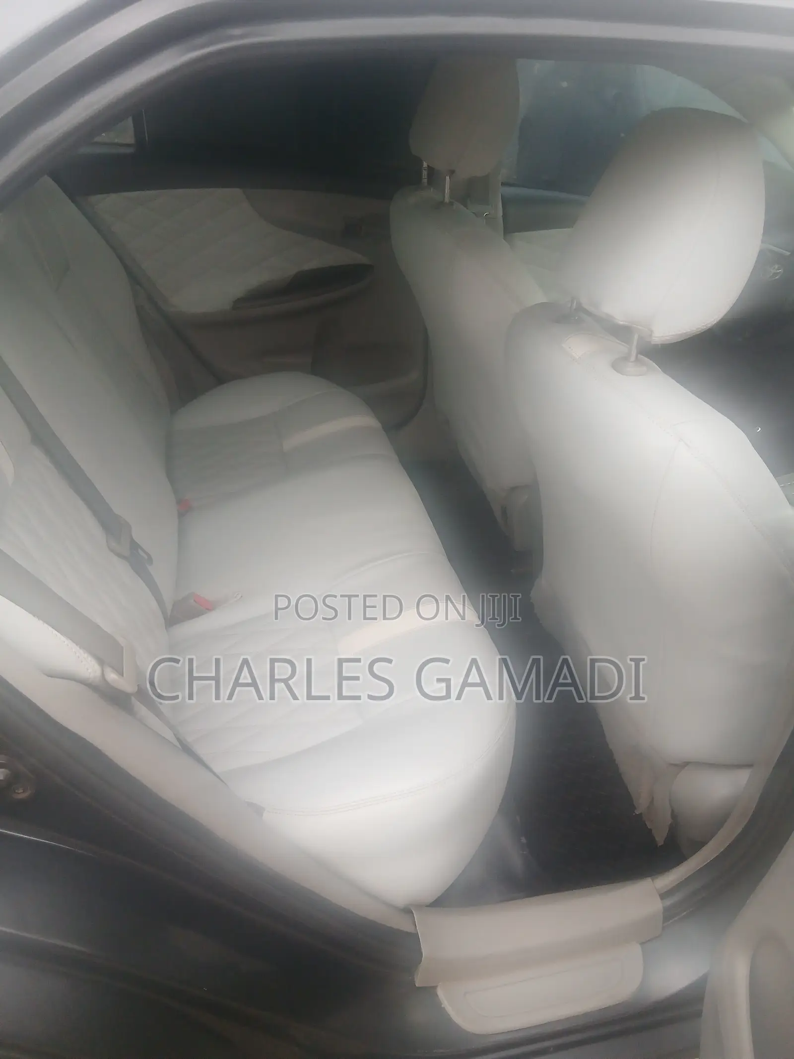 Toyota Corolla LE 4dr Sedan (1.8L 4cyl 4A) 2013 Gray