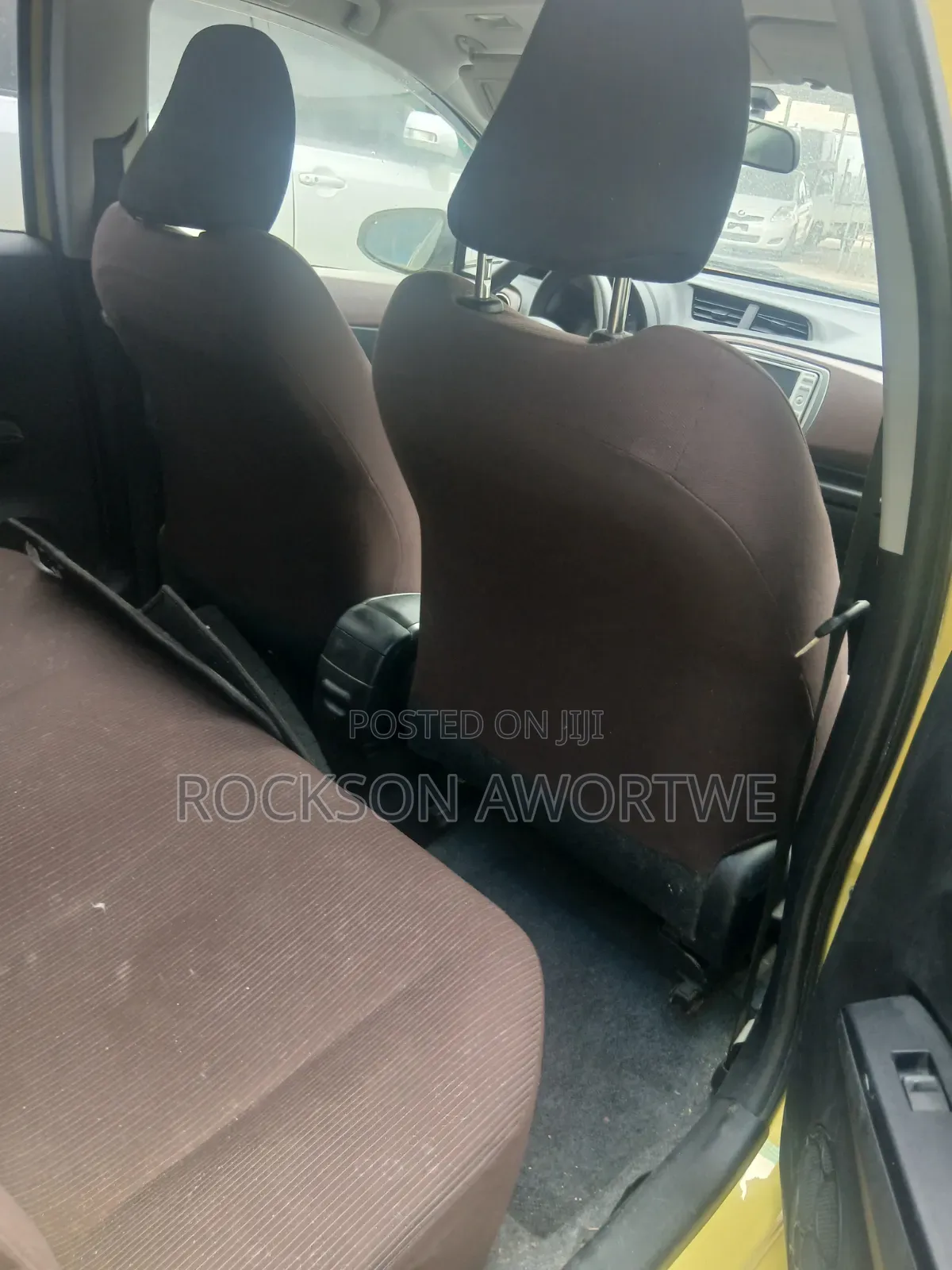Toyota Vitz 2013 Yellow
