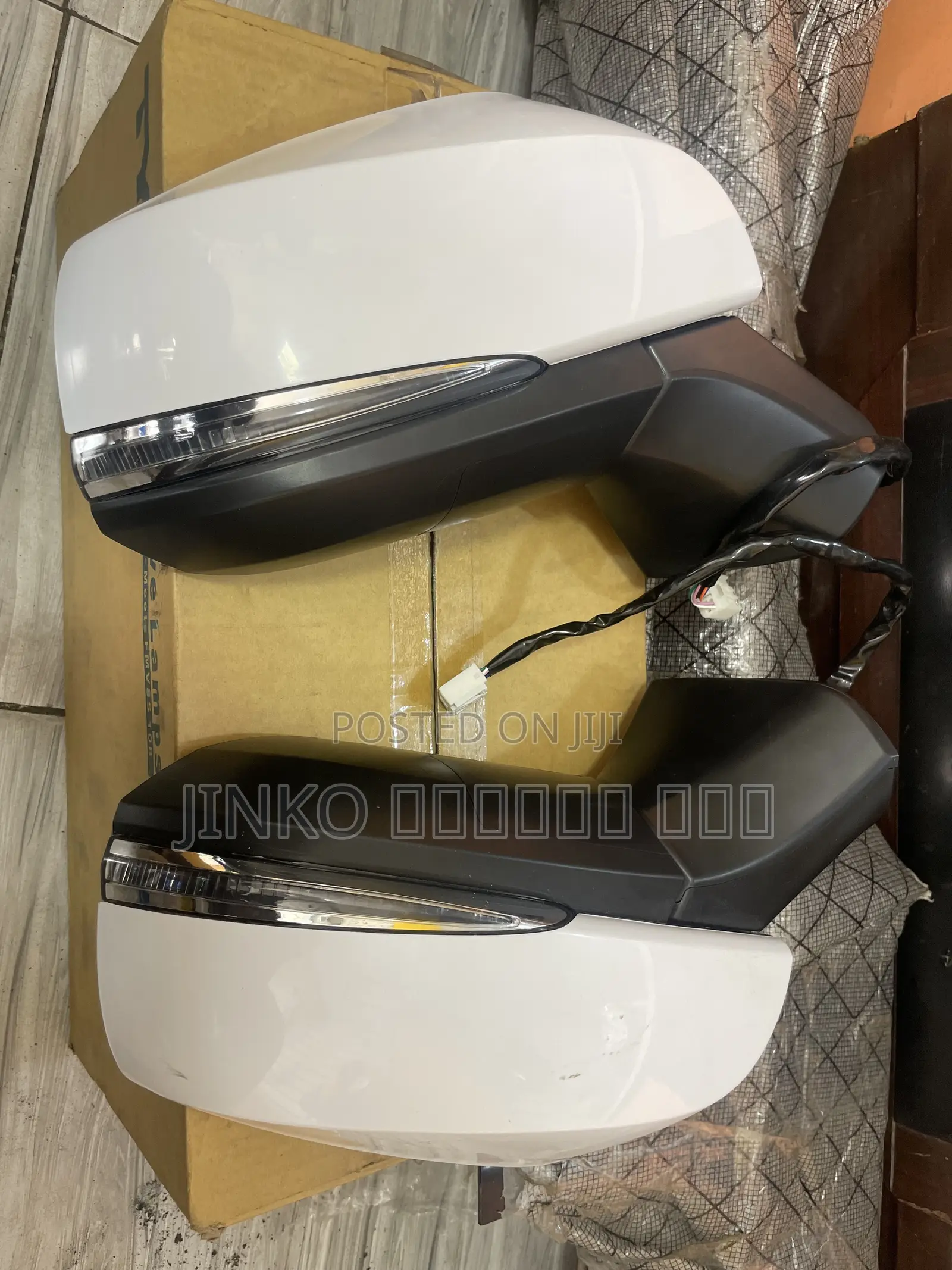Toyota RAV4 2020-2025 Side Mirror With Senser and Light Pair