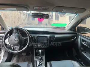 Toyota Corolla 2014 White
