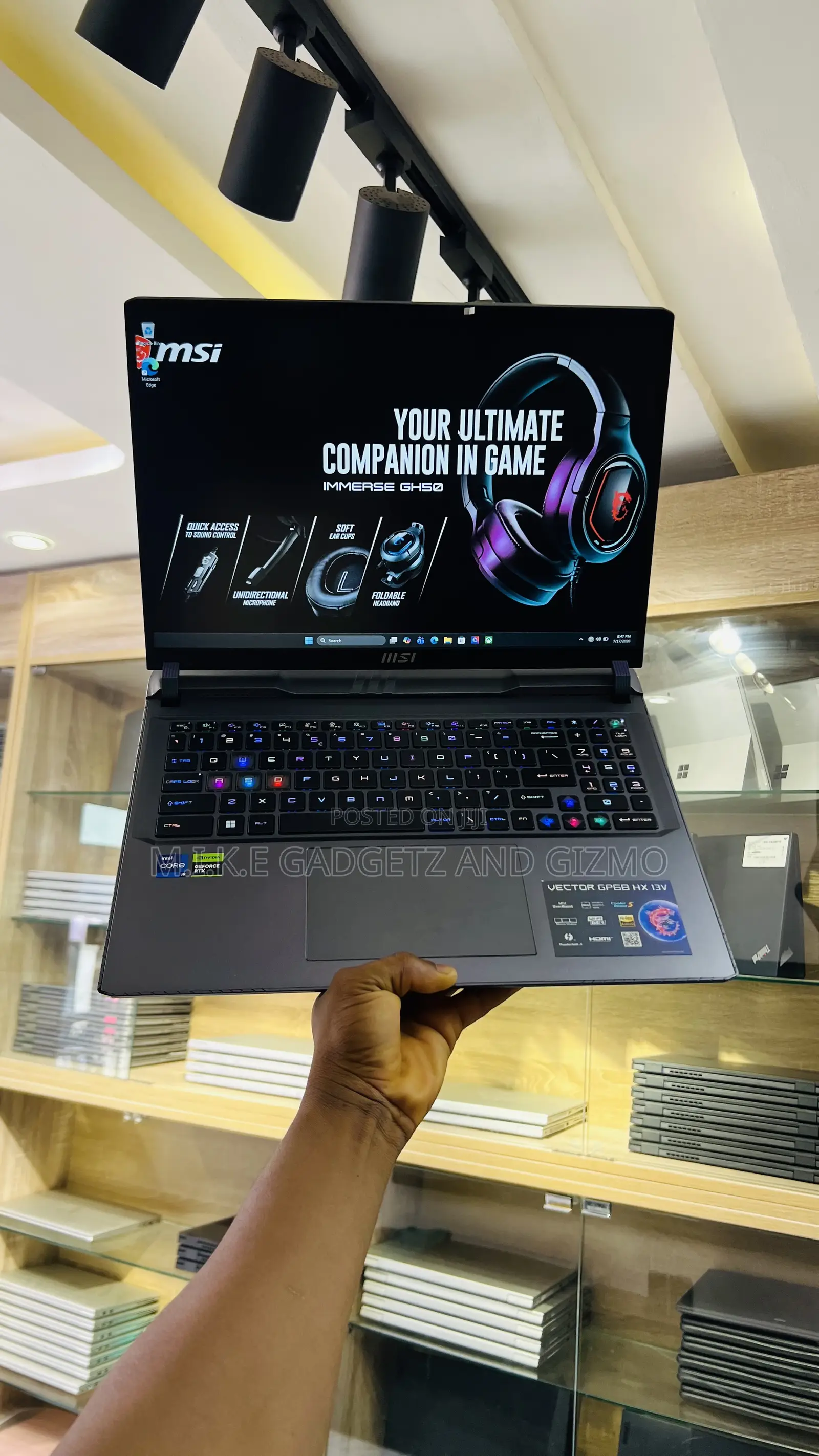 Laptop MSI Vector GP68 HX 13V 16GB Intel Core i9 SSD 1T