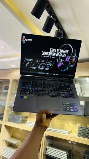 Laptop MSI Vector GP68 HX 13V 16GB Intel Core i9 SSD 1T