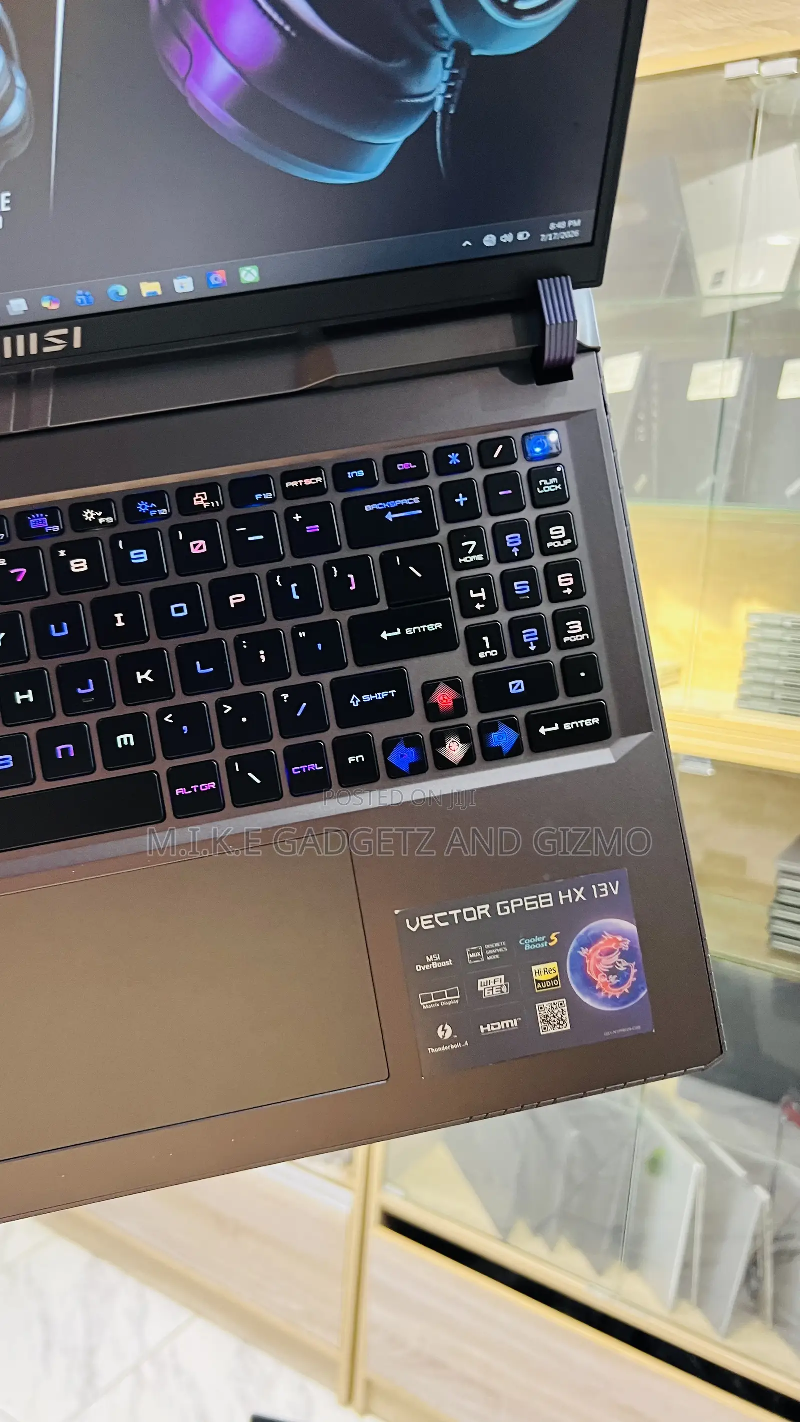 Laptop MSI Vector GP68 HX 13V 16GB Intel Core i9 SSD 1T