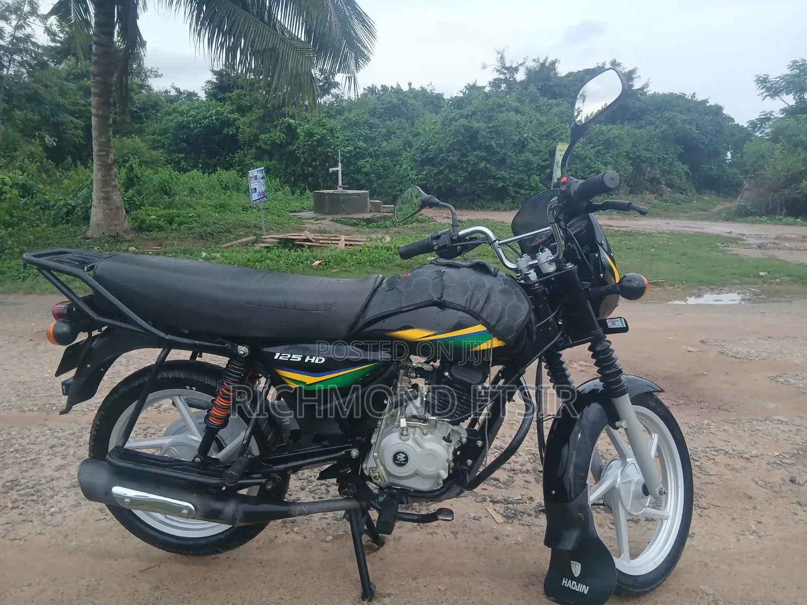Bajaj Boxer 125 2026