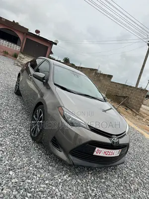 Toyota Corolla LE Eco (1.8L 4cyl 2A) 2018 Gray