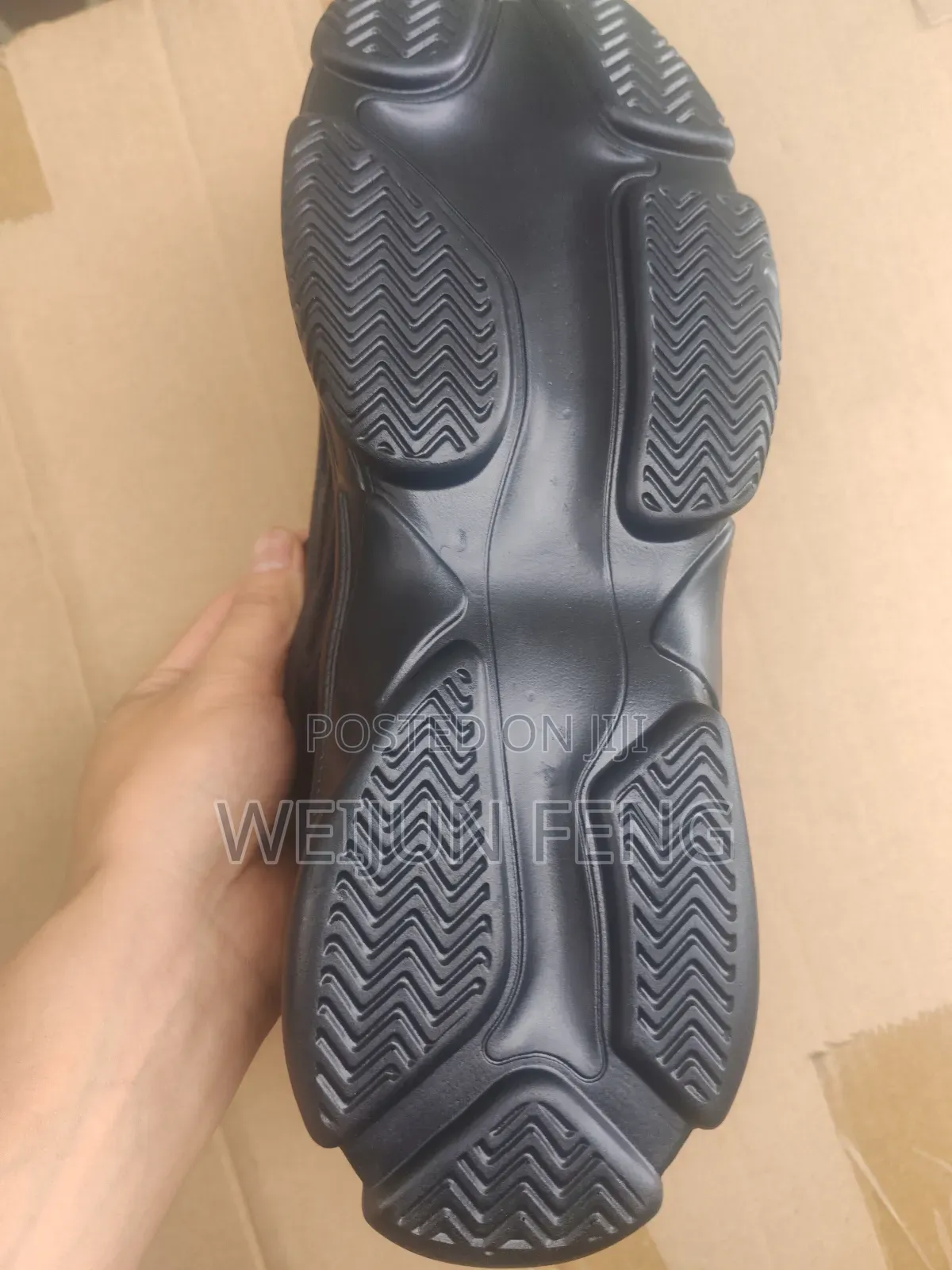 Black Shoe