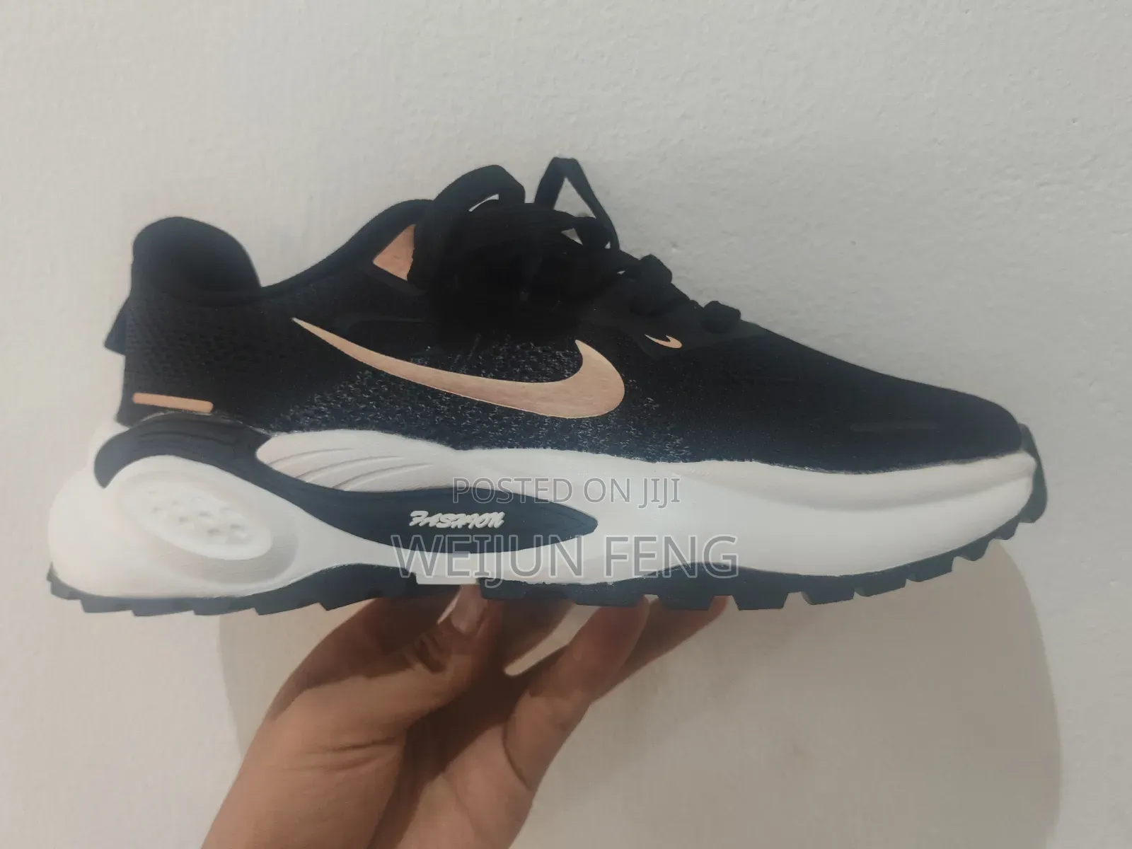 Sport Shoes in Black