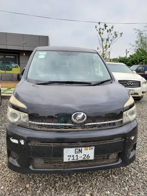 Toyota Voxy 2011 Black