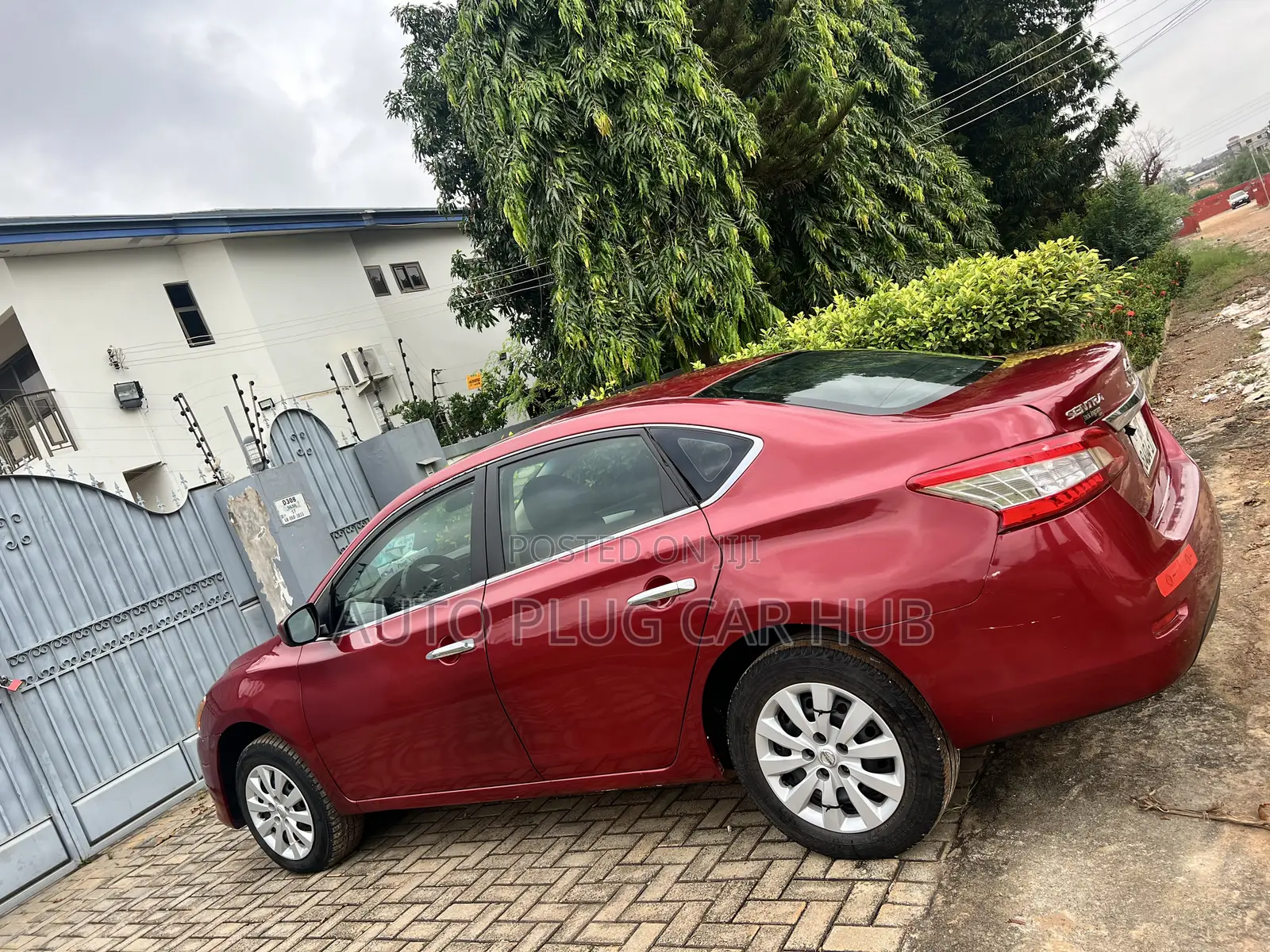 Nissan Sentra 2015 Red