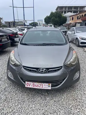 Hyundai Elantra Limited Sedan FWD (1.8L 4cyl 6A) 2013 Gray