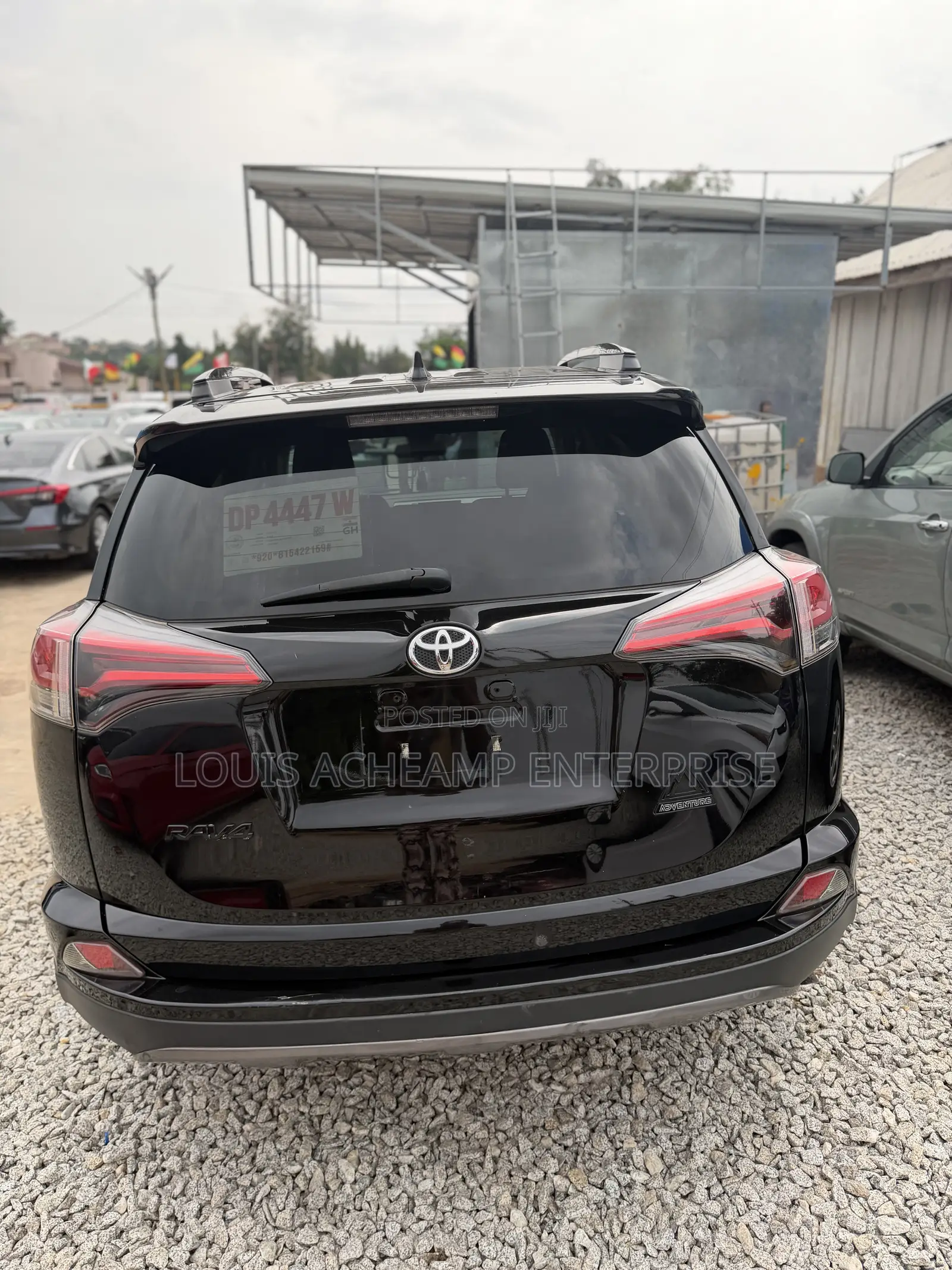 Toyota RAV4 XLE 4dr SUV (2.5L 4cyl 6A) 2018 Black