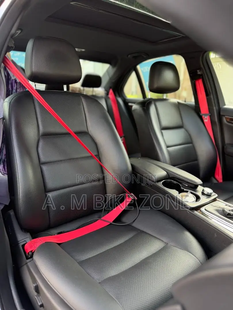 Mercedes-Benz C250 2014 Blue