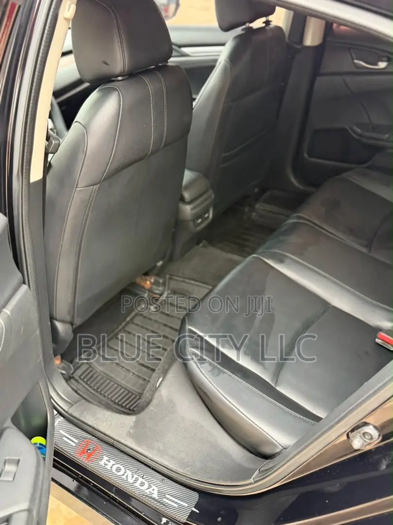 Honda Civic Touring 4dr Sedan (1.5L 4cyl) 2017 Black