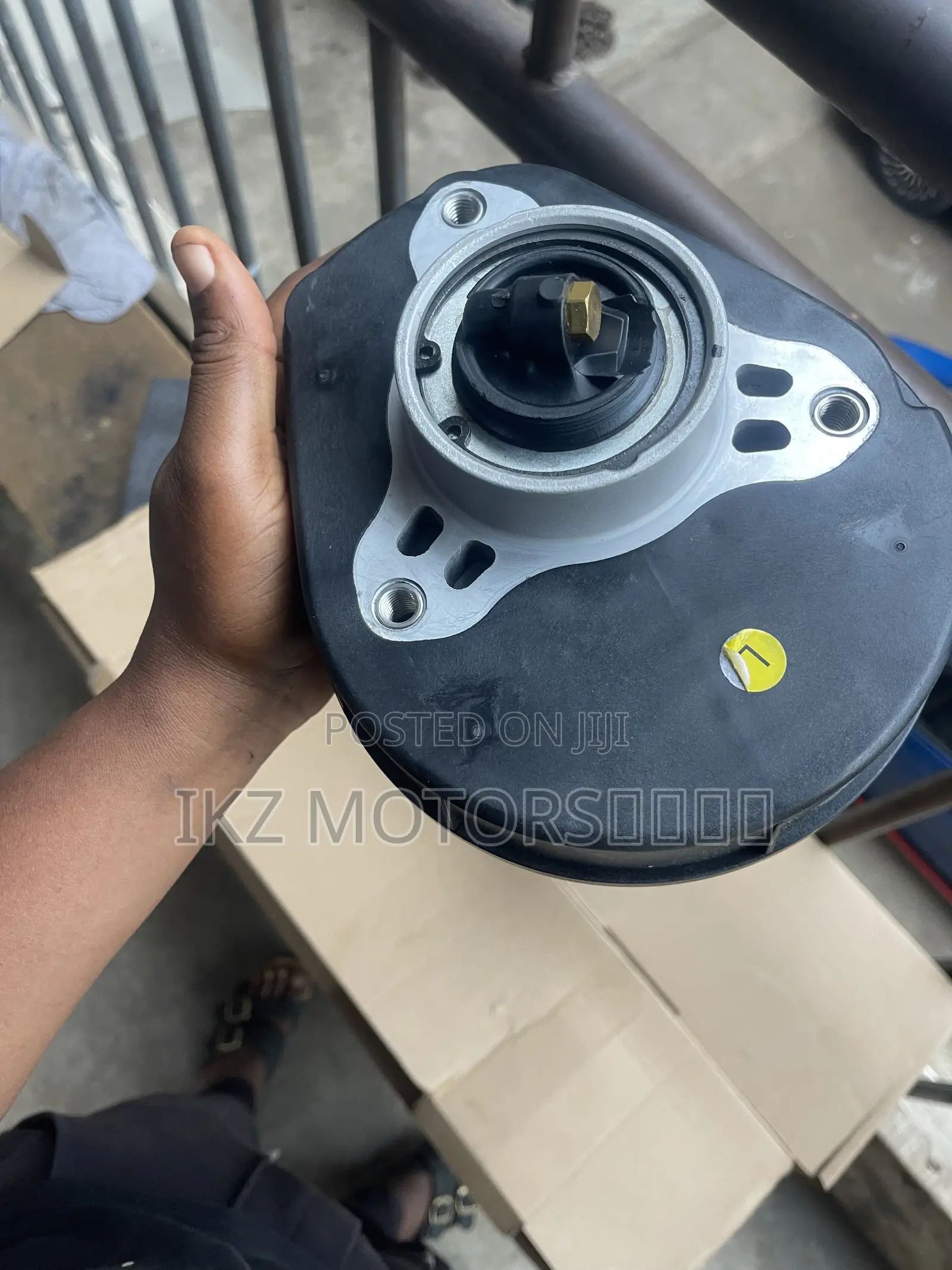 Range Rover 2023-2025 Front Shocks
