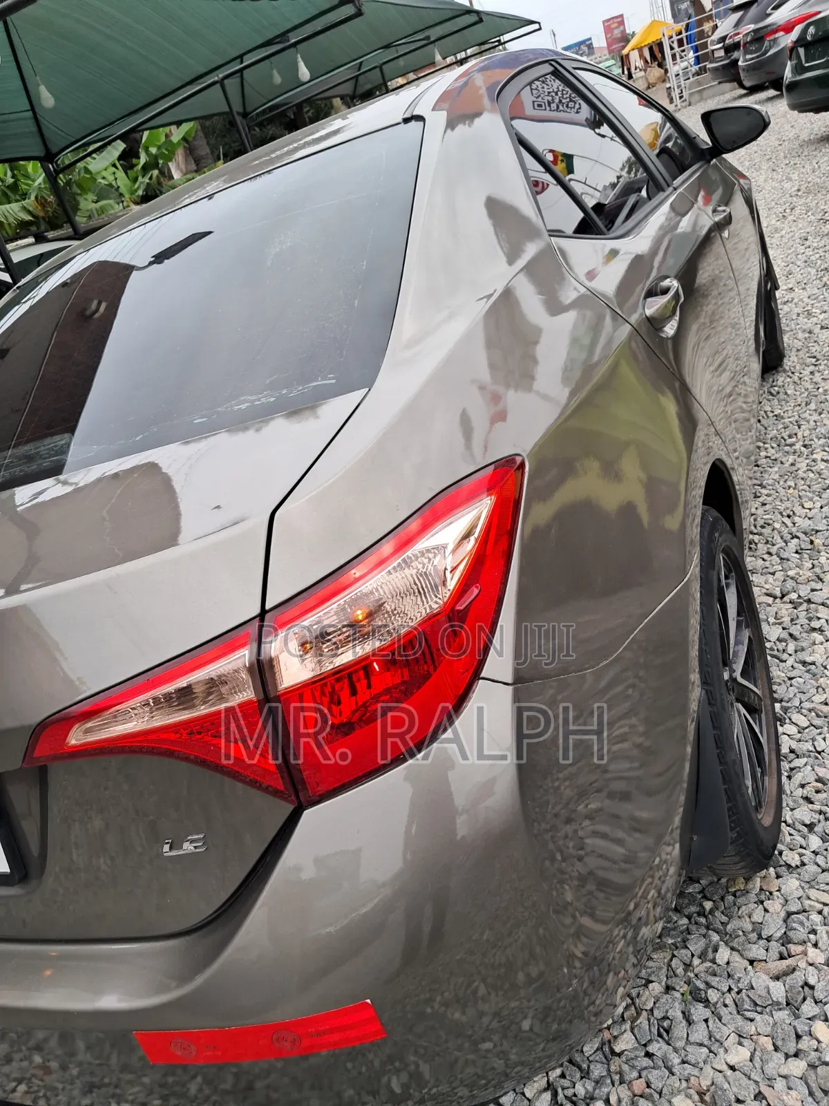 Toyota Corolla LE Eco (1.8L 4cyl 2A) 2019 Matt Black