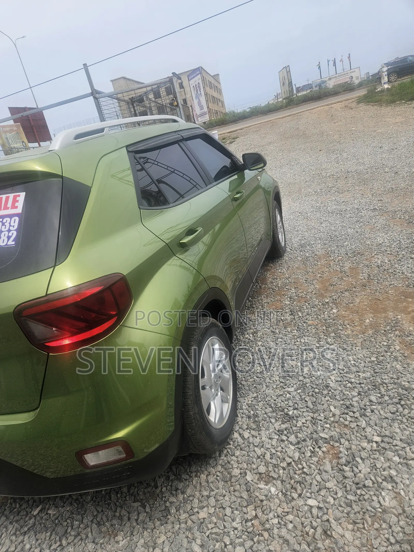 Hyundai Venue 2020 Green