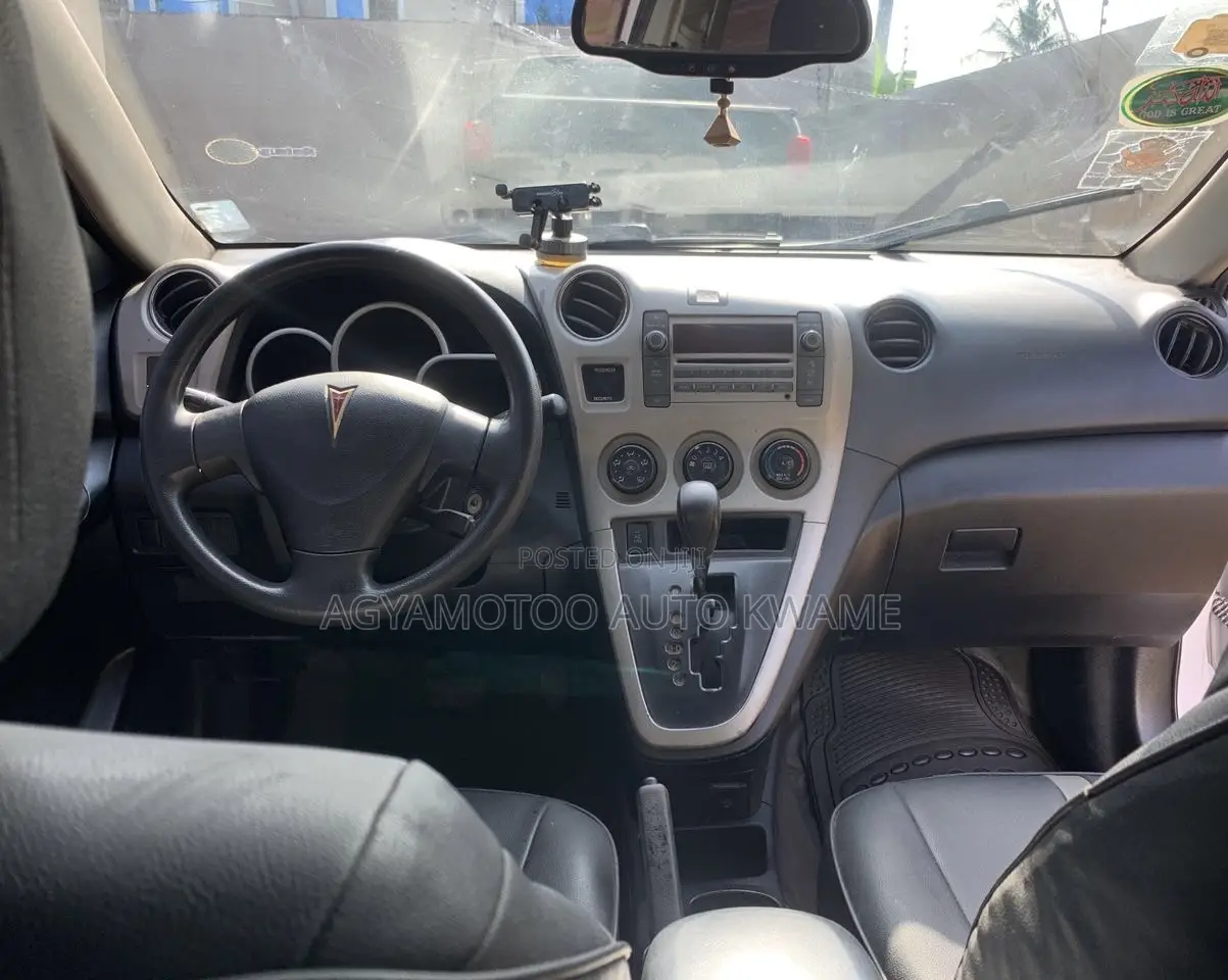 Pontiac Vibe 1.8L 2010 White