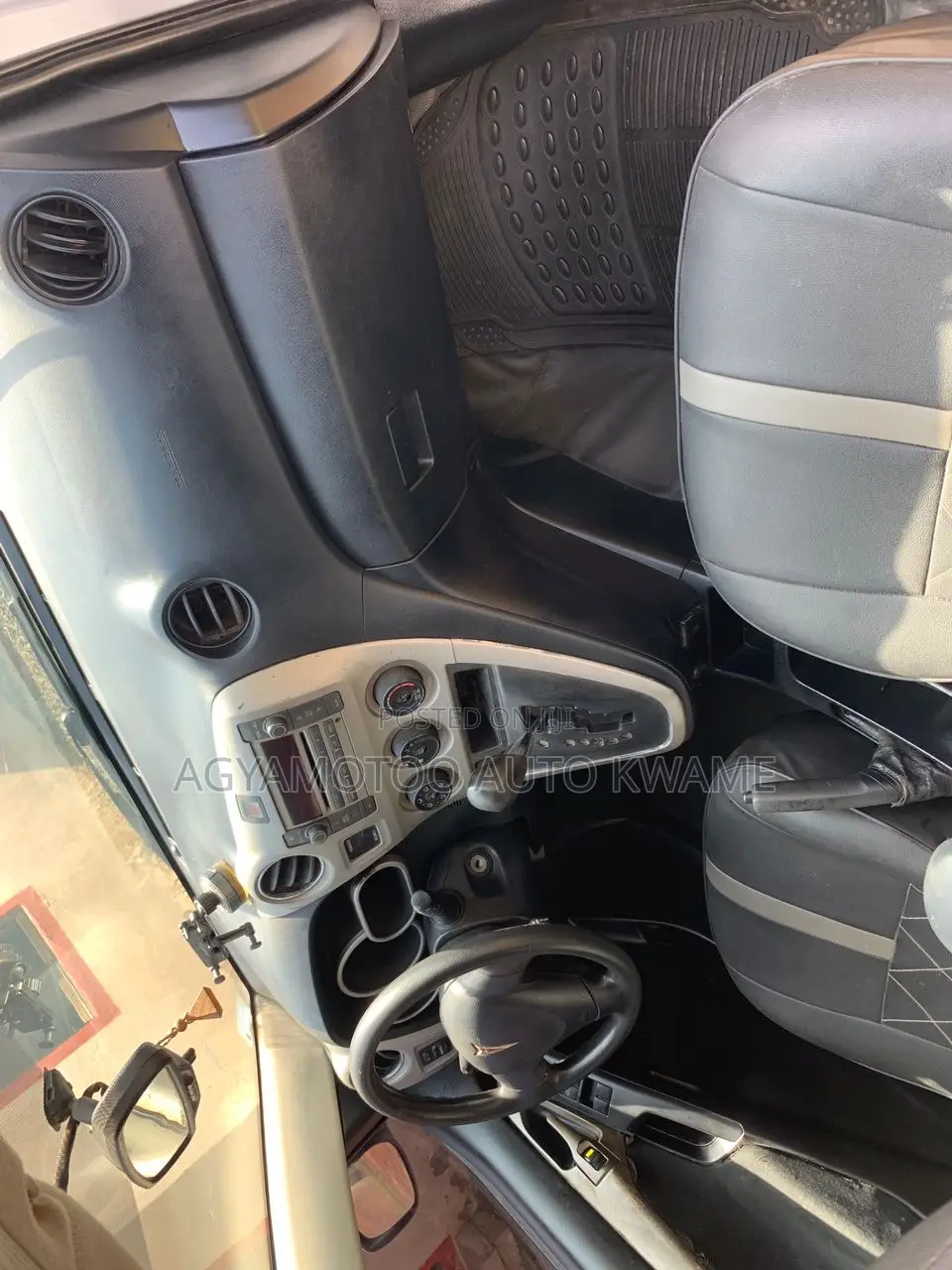 Pontiac Vibe 1.8L 2010 White