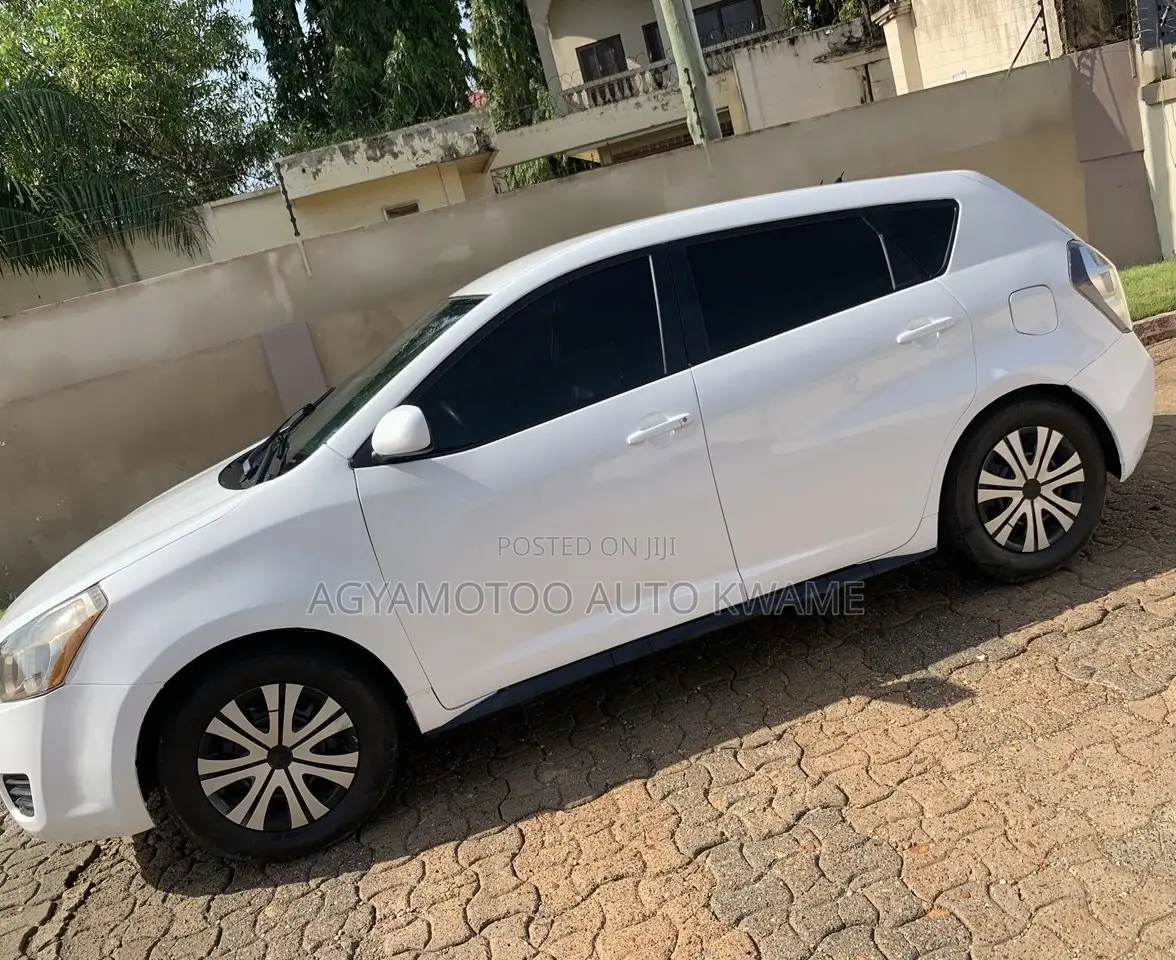 Pontiac Vibe 1.8L 2010 White