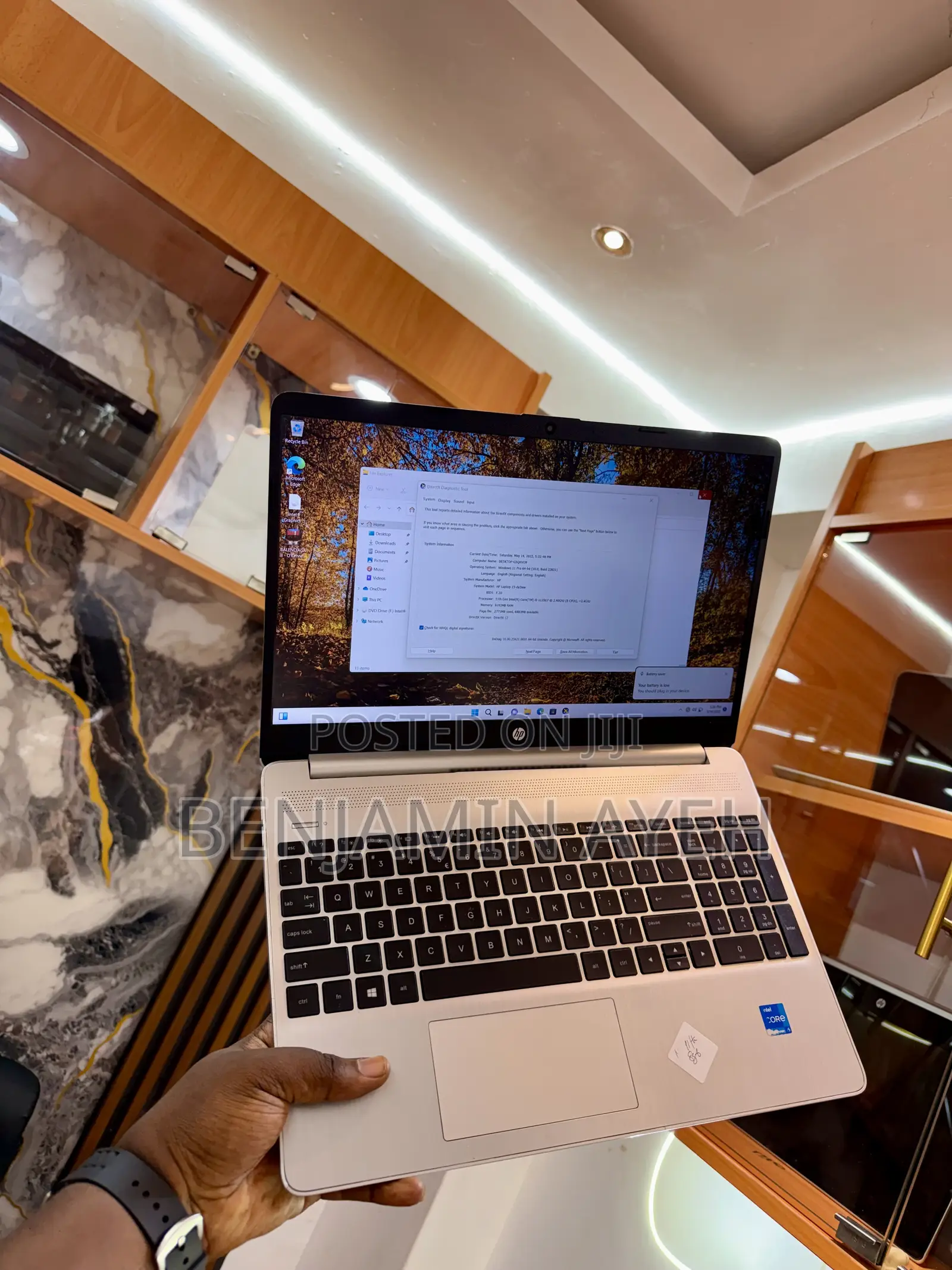 Laptop HP 15-dy2075tg 8GB Intel Core i5 SSD 256GB