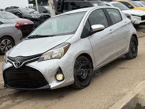 Toyota Yaris LE Hatchback 5dr 2016 Silver