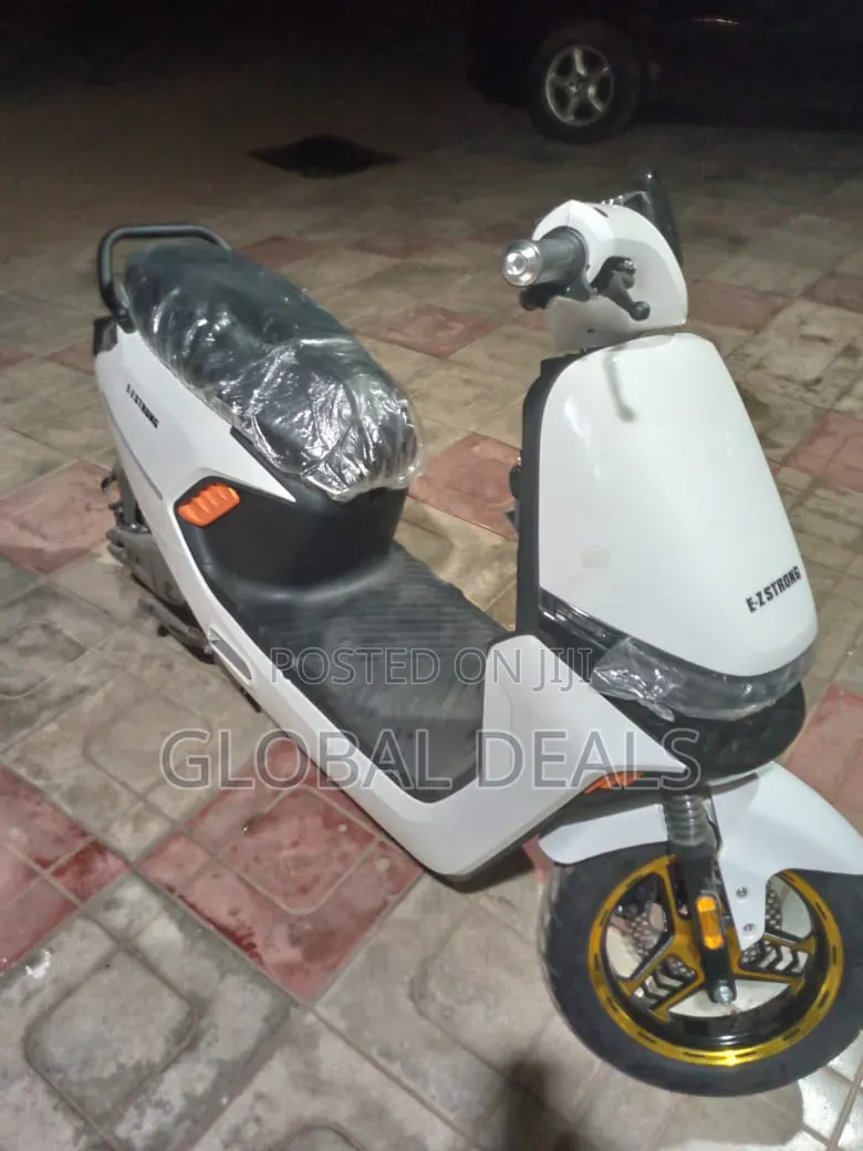 New Motorcycle 2026 White