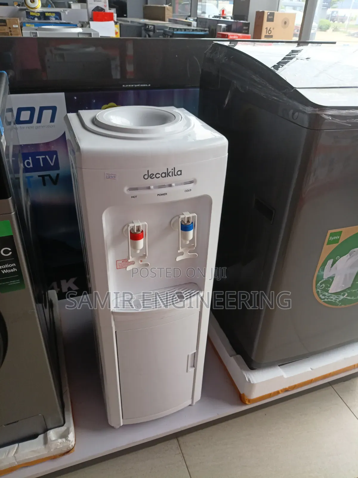 Sip in Style: Decakila’s All-in-One Hot Cold Dispenser