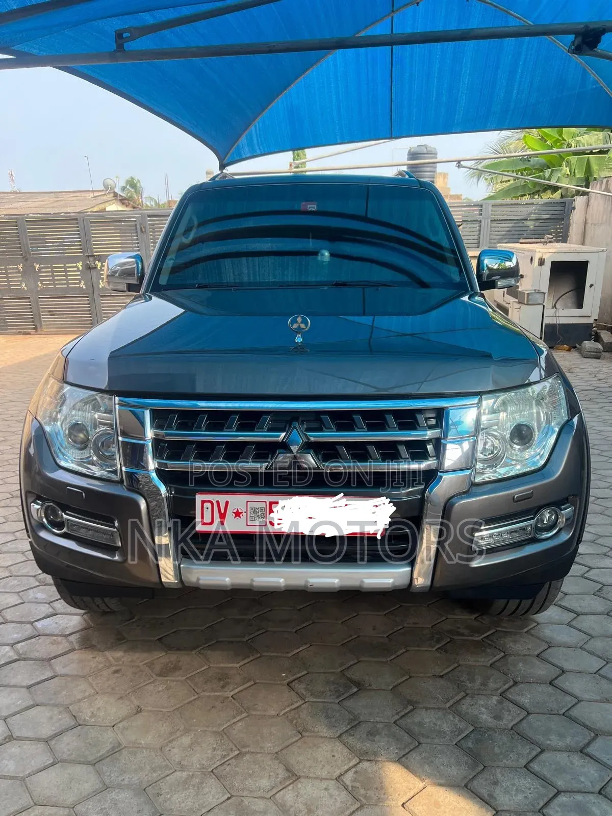 Mitsubishi Pajero 2016
