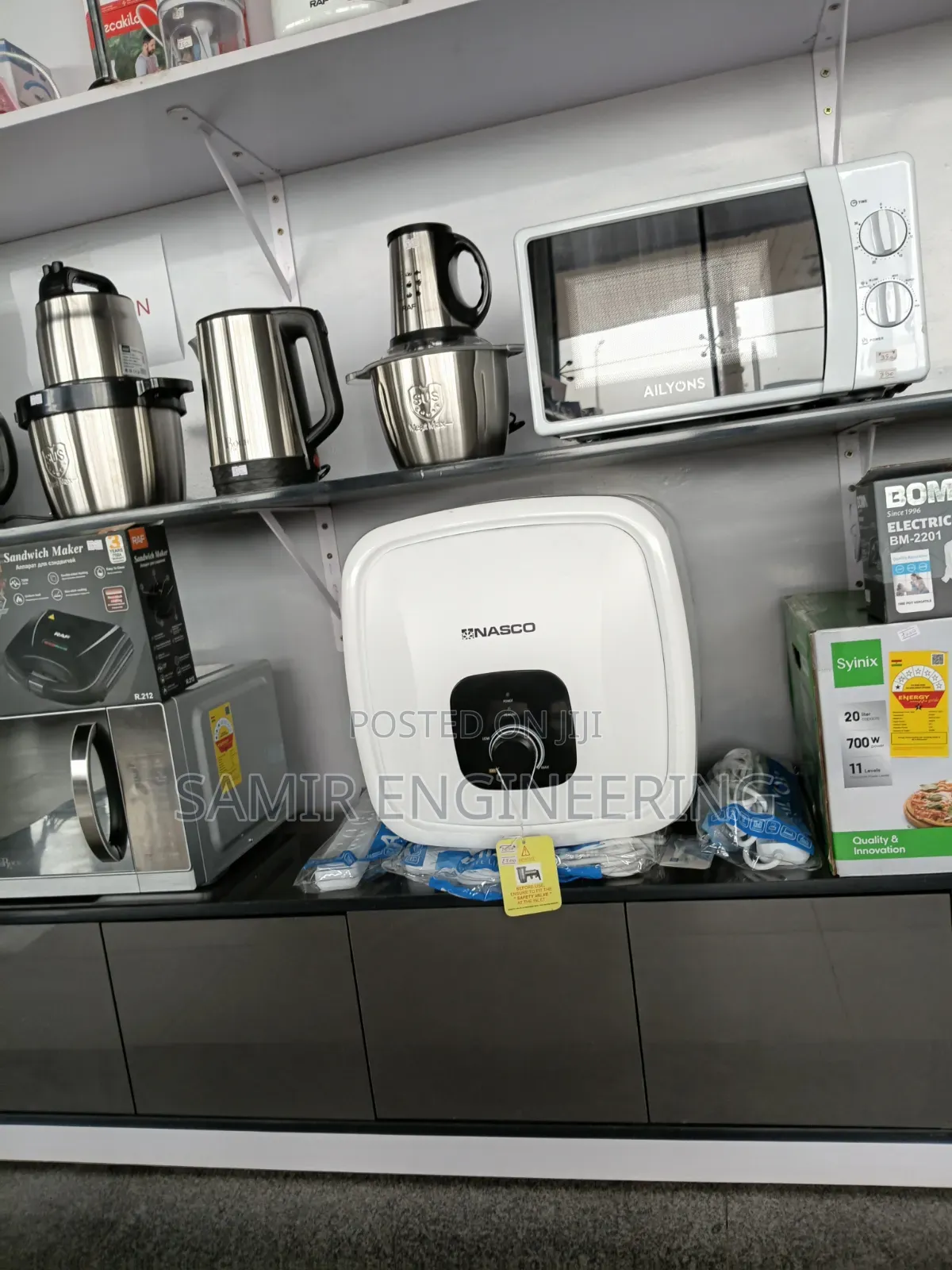 Nasco D30-20vt 30-Litre Sealed Storage Electric Water Heater