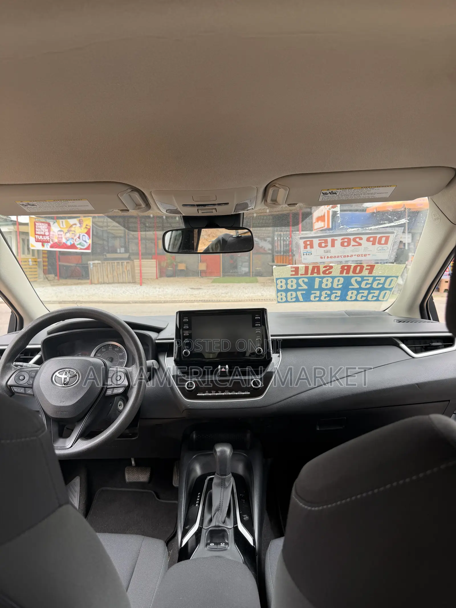 Toyota Corolla LE 2020 Silver