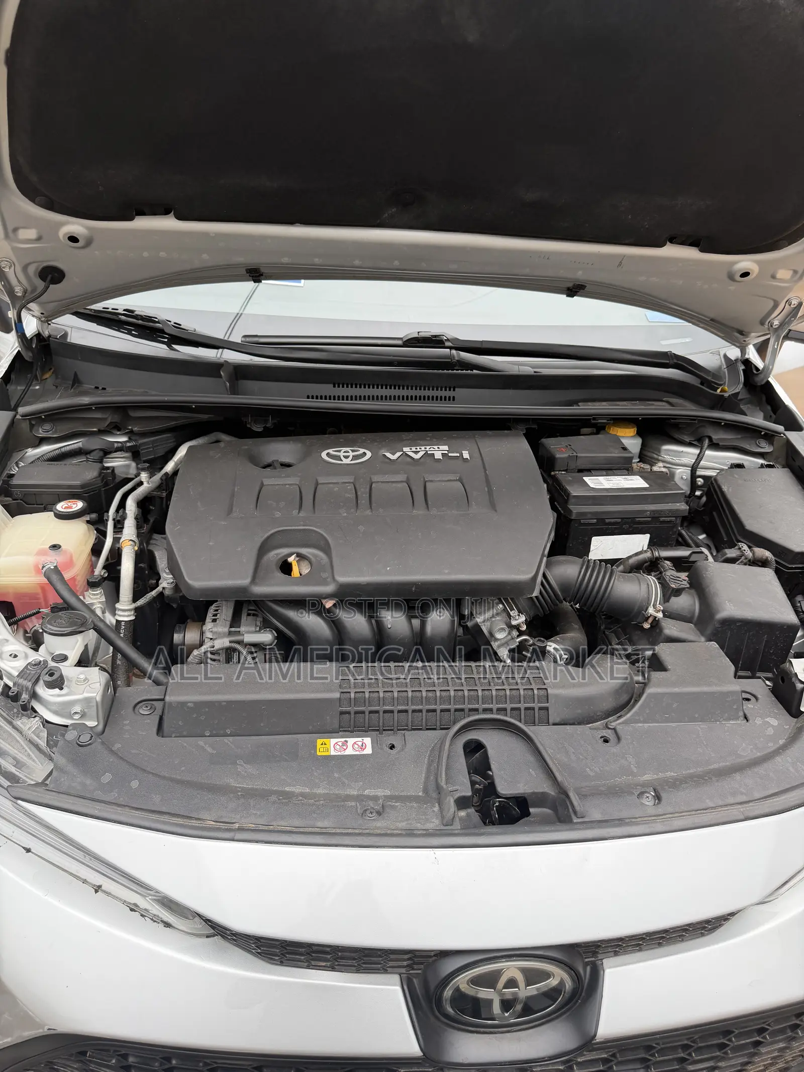 Toyota Corolla LE 2020 Silver