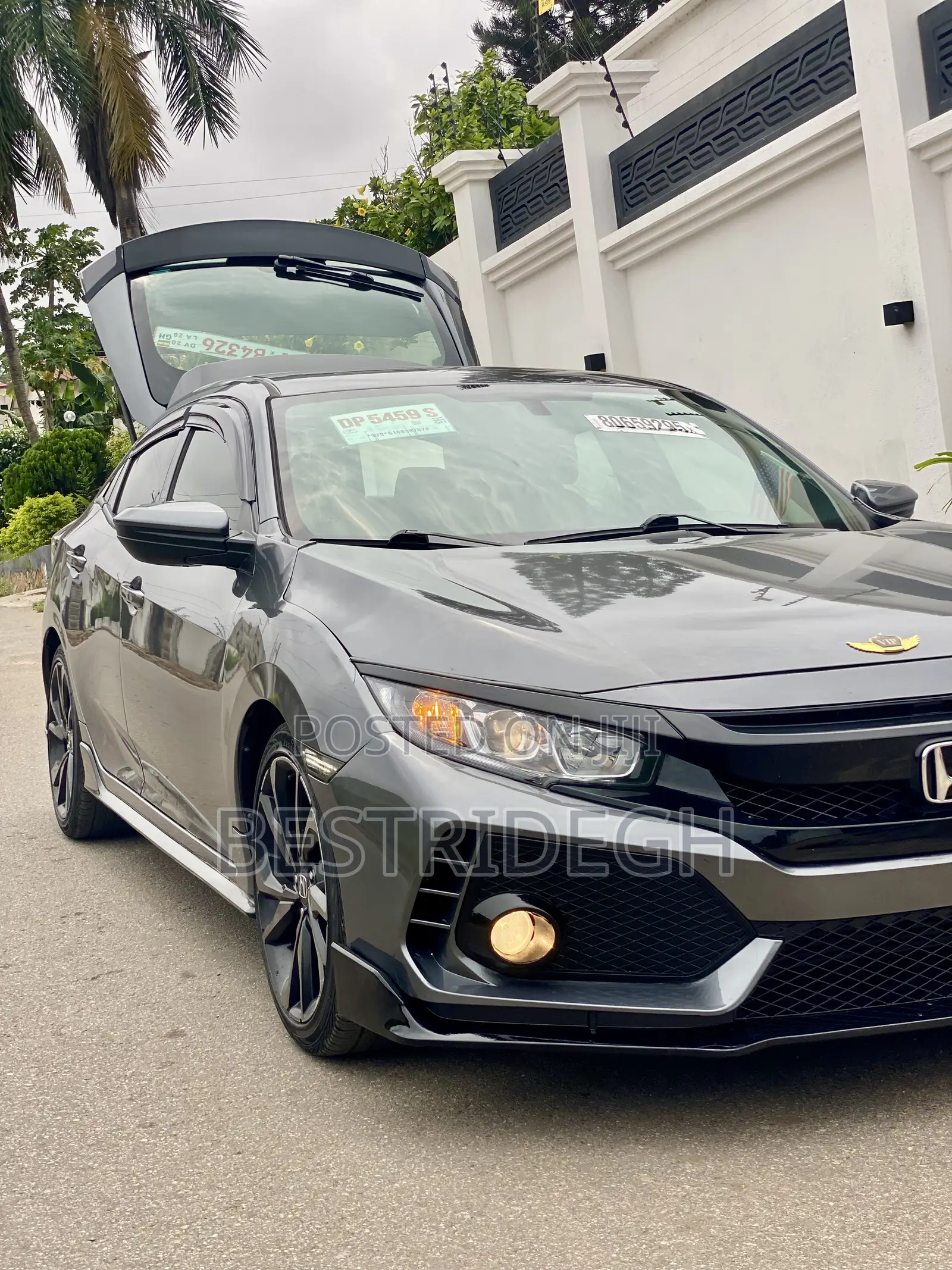 Honda Civic Sport 4dr Hatchback (1.5L 4cyl) 2017 Gray