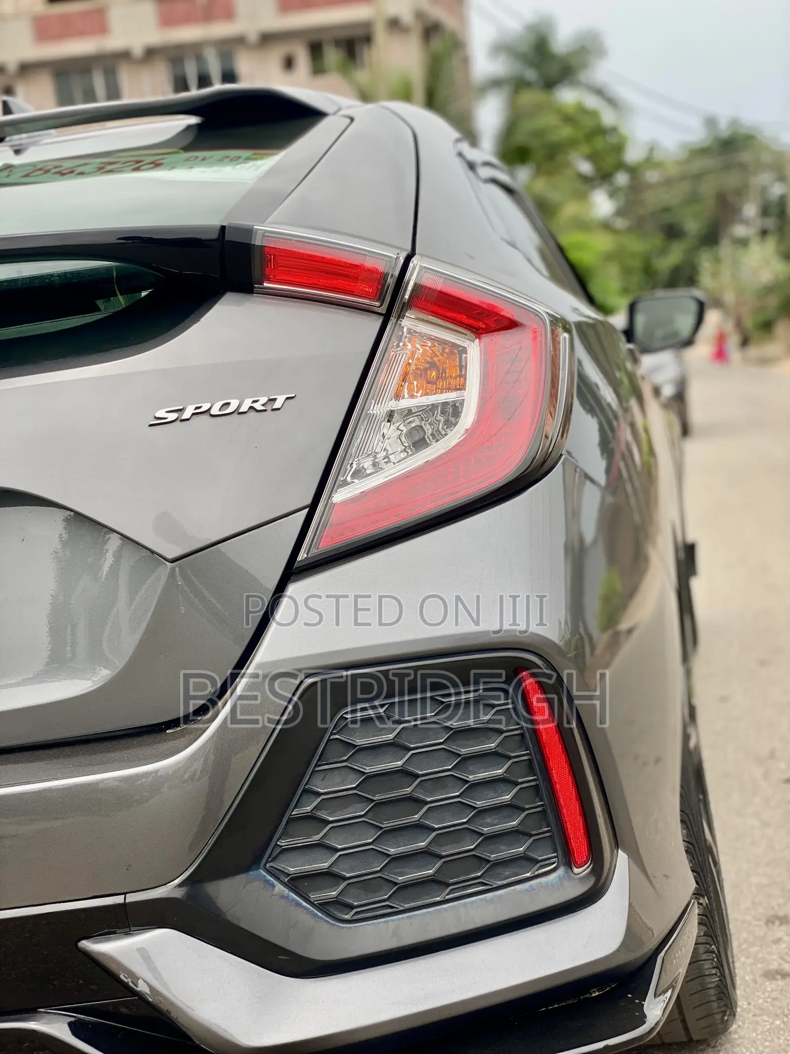 Honda Civic Sport 4dr Hatchback (1.5L 4cyl) 2017 Gray