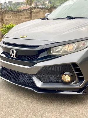 Honda Civic Sport 4dr Hatchback (1.5L 4cyl) 2017 Gray