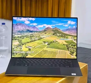 New Laptop Dell Inspiron 15 32GB Intel Core i7 SSD 1T