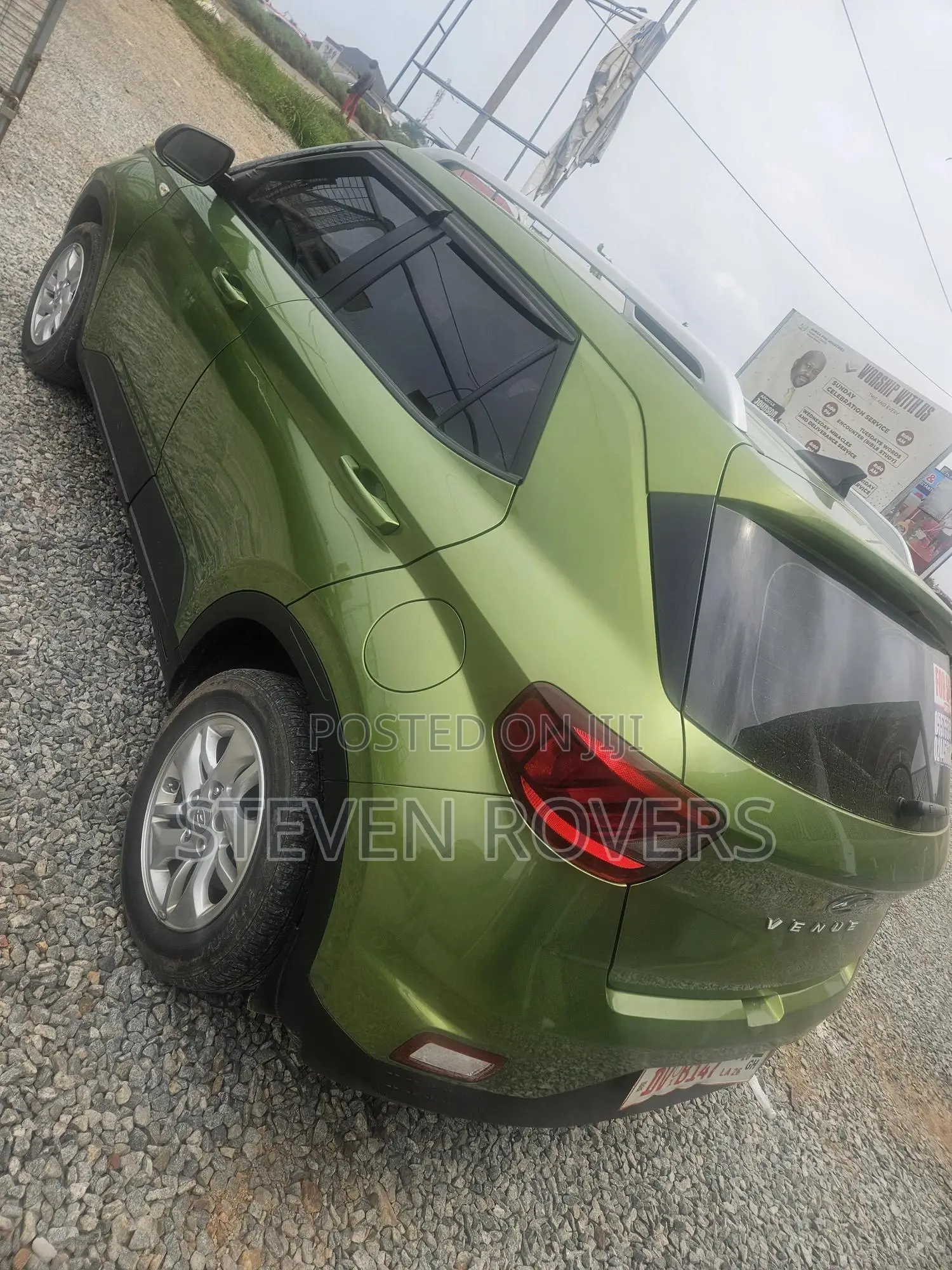 Hyundai Venue 2020 Green