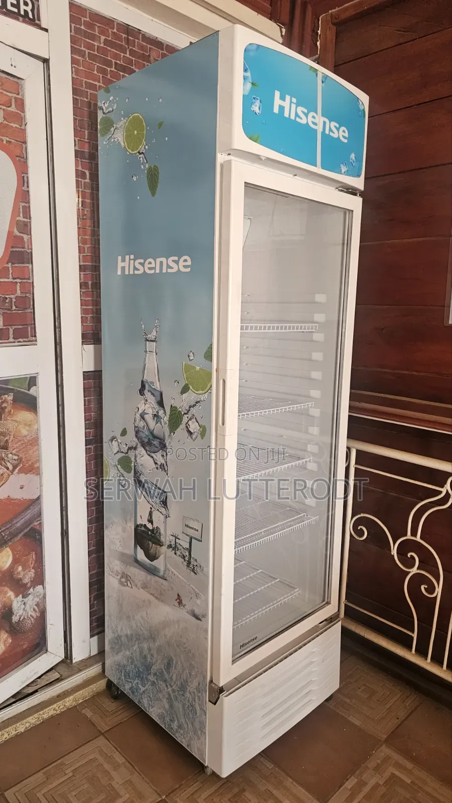 Hisense Drinks Display Fridge for Sale 382L