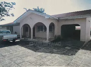 3bdrm House in Low Cost, Effutu Municipal for sale