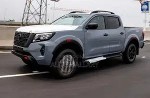 New Nissan Navara 2025 Black